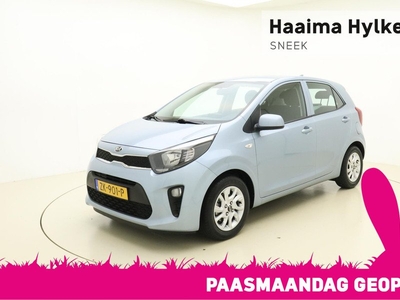 Kia Picanto 1.0 MPi DynamicLine | Navigatie | Trekhaak | Airco | Camera | Weinig kilometers | Lichtmetalen velgen | Mistlampen voor