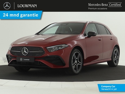 Mercedes-Benz A-Klasse 250 e AMG Line | Premium Pack | Nightpakket | Draadloos oplaadsysteem voor Smartphone | Sfeerverlichting | Extra USB-poorten | Verwarmde stoelen vooraan | KEYLESS GO | Dodehoekassistent |