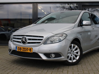 Mercedes-Benz B-Klasse 180 Ambition + NAVI + LM VELGEN + AFN TREKHAAK