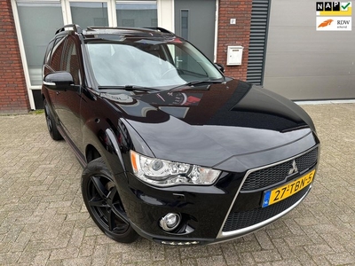 Mitsubishi Outlander 2.0 Edition Two / Pano / Leder / PDC /