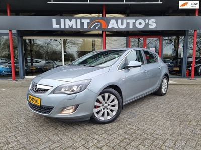 Opel Astra 1.6 Turbo Cosmo/AUT/LED/PDC