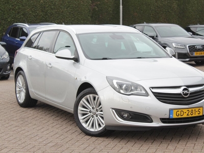 Opel Insignia Sports Tourer 1.6 T Business+ / Trekhaak / Leder / Navigatie / Parkeerhulp V+A / 18'' / Stoelverwarming