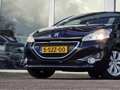 Peugeot 208 1.2 VTi Envy Navi Clima Cruise Control APK 01-2025 Mooi!