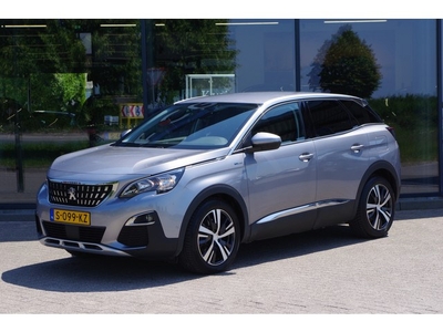 Peugeot 3008 1.6 HYbrid Plug-In 225 PK Allure, Navigatie