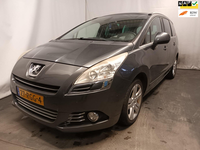 Peugeot 5008 1.6 THP Blue Lease Executive 7p. SCHADEAUTO!!