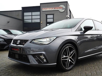 Seat Ibiza 1.0 TSI FR Business Intense | Xenon / LED | Automaat | Climatronic | Groot navigatie | Cruise control | NAP |