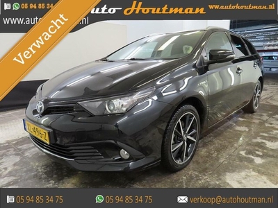 Toyota Auris Touring Sports 1.8 Hybrid Dynamic Ultimate