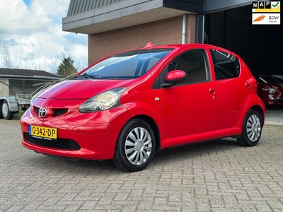 Toyota Aygo 1.0-12V AIRCO, 5 DEURS, APK!!