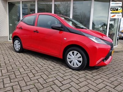 Toyota Aygo 1.0 VVT-i x-fun / Airco / Eerste eigenaar!