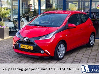 Toyota Aygo 1.0 VVT-i x-Nav | Prijs rijklaar incl. 12 mnd garantie | Bluetooth Usb Camera Airco