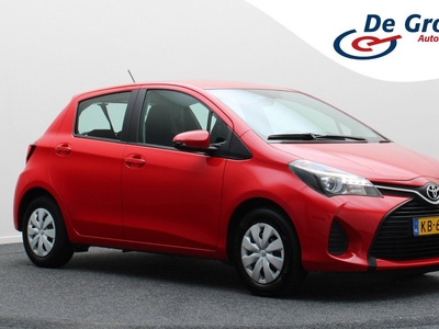 Toyota Yaris 1.0 VVT-i Now 5-Deurs, Airco, Radio/CD, Trekhaak, Isofix, Elektr. Pakket