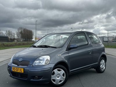 Toyota Yaris 1.3 VVT-i S-Line / NAP / LAGE KILOMETERSTAND /