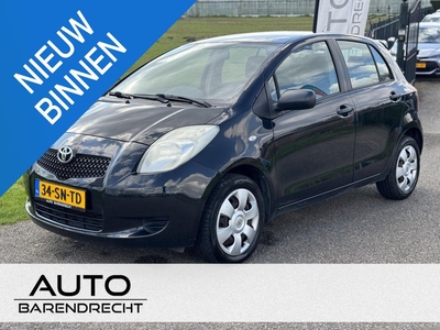 Toyota Yaris 1.3 VVTi Terra 5-deurs | AIRCO | NIEUWE APK