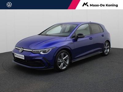 Volkswagen Golf 1.5TSI/150PK R-Line · Navigatie · Parkeersensoren + camera · Stoel-/stuurverwarming