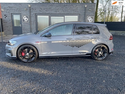 Volkswagen Golf 2.0 GTI TCR FULL OPTION|Pano|Camera|Dyn|Performance pack