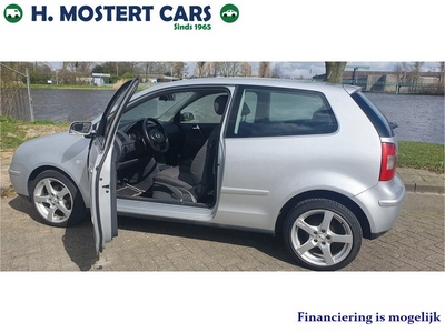 Volkswagen Polo 1.4-16V Athene * APK * Bj. 2005 * Airco * SPORTVELGEN * OUTLET COLLECTIE *