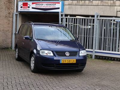 Volkswagen Touran 1.6-16V FSI Business