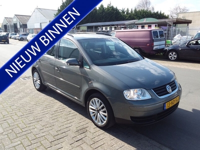 Volkswagen Touran 1.6-16V FSI Trendline