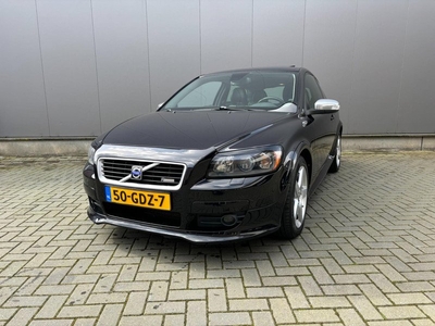 Volvo C30 1.8I Summum R-Design Let op! Wij zijn gesloten van 12-04 tot en met 15-04!