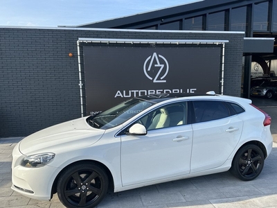 Volvo V40 1.6 T3 Momentum Super auto !