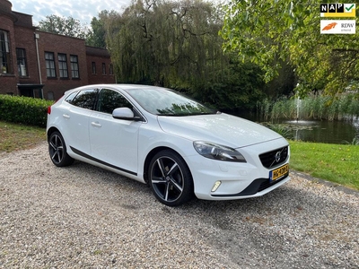 Volvo V40 2.0 D2 R-Design Business XENON/leer/NAVI