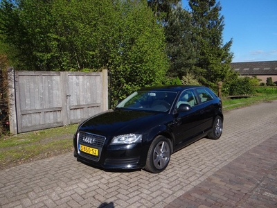 Audi A3 1.4 TFSI Attraction elektrische Glazenschuif/kantel