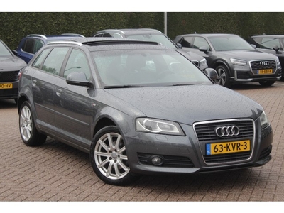 Audi A3 Sportback 1.8 TFSI S-edition / Panoramadak /