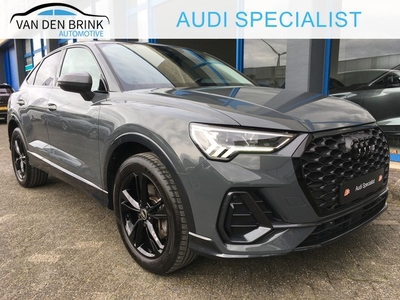 Audi Q3 Sportback 45 TFSI e 245 pk Black Edition Nano grey