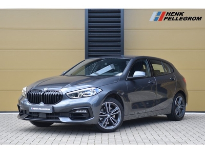 BMW 1-serie 118i Executive Edition * Sport line * LED *