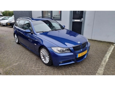 BMW 3-serie Touring 320i M-Sport Alcantara