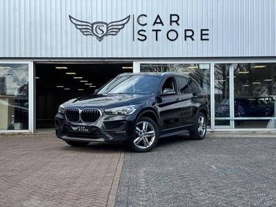 BMW X1 sDrive18i Business Edition Plus / LED / NAV / PDC /