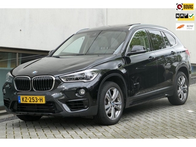 BMW X1 SDrive18i High Executive NAP Pano Leder LED Headup