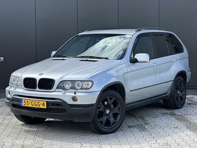 BMW X5 3.0i LEES TEKST