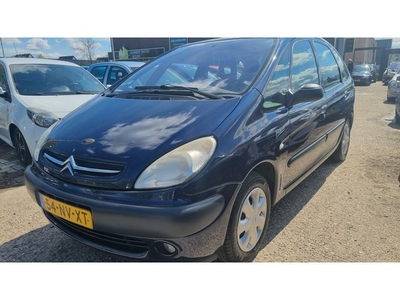 Citroen Xsara Picasso 1.8i-16V Différence 2??€1399,-??NETTE