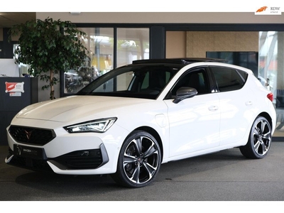 CUPRA Leon 1.4 e-Hybrid VZ 245PK Pano Navi Cam Led ACC