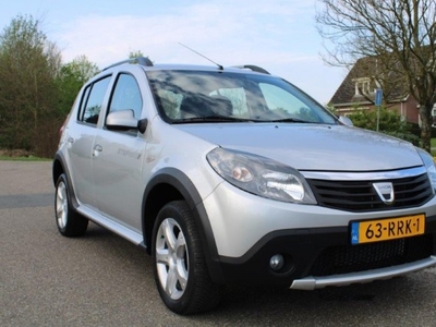 Dacia Sandero Stepway 1.6i 84pk airco/elek pakket/lm velgen