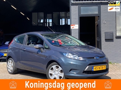 Ford Fiesta 1.25 Limited/ 2e eigenaar/ NAP/ AIRCO/ PDC/ AUX