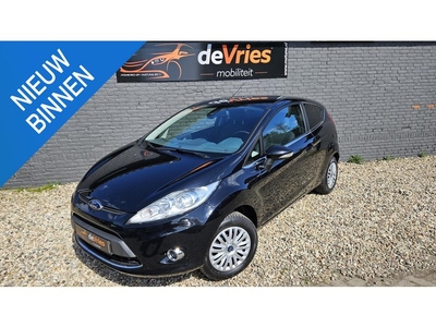 Ford Fiesta 1.25 Titanium **CLIMA-BLEUTOOTH-APK**