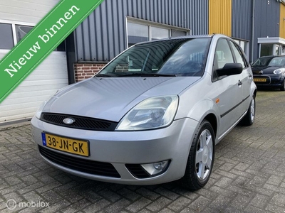 Ford Fiesta 1.4-16V First Edition