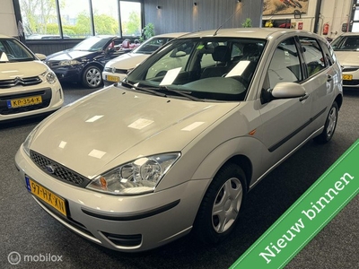 Ford Focus 1.4-16V Cool Edition 5 DEURS / TREKHAAK / NAP