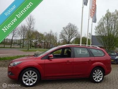 Ford Focus Wagon 1.6 Ghia '08 ClimaCruiseNaviLM wielen!