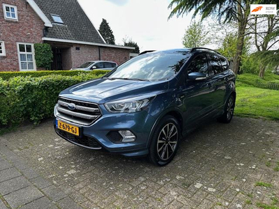 Ford Kuga 1.5 EcoB (150pk) ST Line! Trekhaak! Elek Panodak!