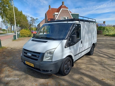 Ford Transit 260S 2.2 TDCI SHD