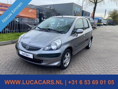 Honda Jazz 1.4 LS AUTOMAAT NIEUWE APK AIRCO