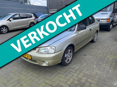 Hyundai Accent 1.5i LS Automaat , Airco