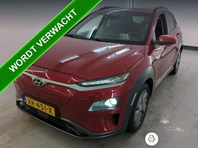 Hyundai KONA EV Premium 64 kWh 100%EV. / Navigatie /