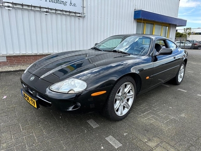 Jaguar XK8 4.0 V8 Coupé super netjes