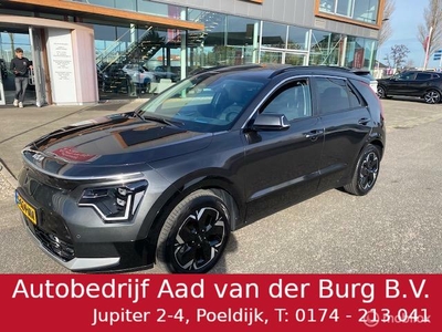 Kia Niro EV DynamicPlusLine 64.8 kWh / 450 km rijbereik / Schuif-kanteldak / Lederen bekleding Stoel-Stuur verwarming / Elect kofferklep, Nieuwwaarde 47.145,-