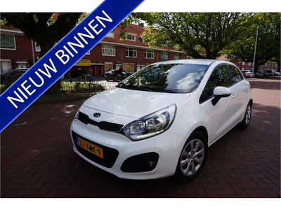 Kia Rio 1.2 CVVT Super Pack CRUISECONTROL TELEFOON NAP......