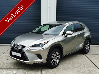 Lexus NX 300h AWD Luxury Line facelift met veel opties